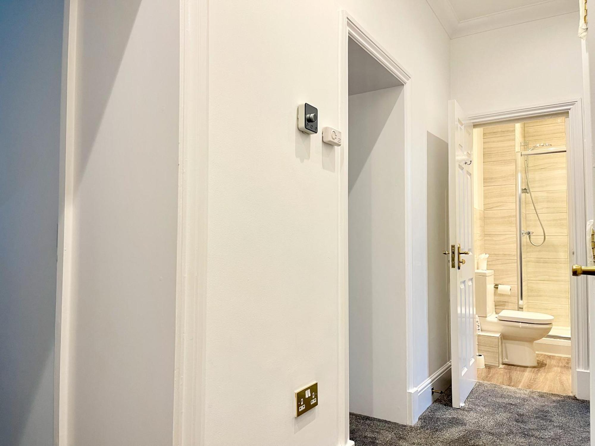 St Andrews Apartments Maidstone Extérieur photo